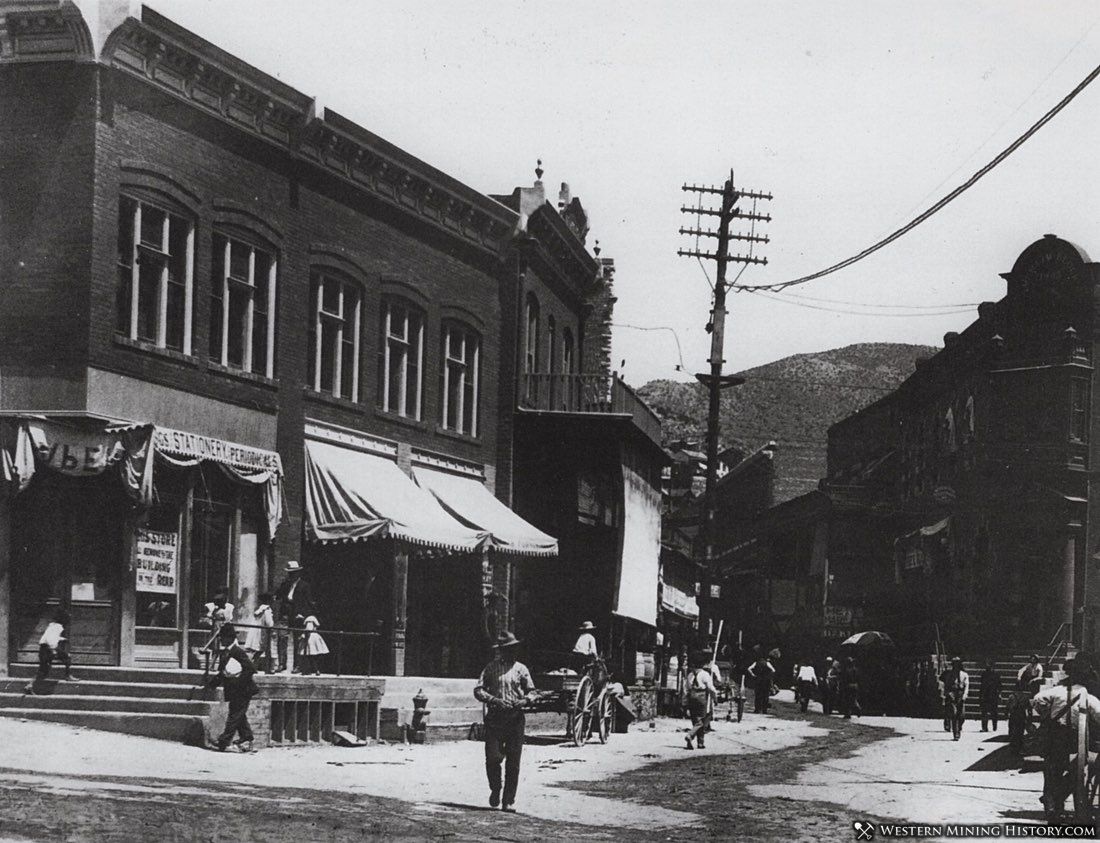 Brewery Gulch in Bisbee around 1905