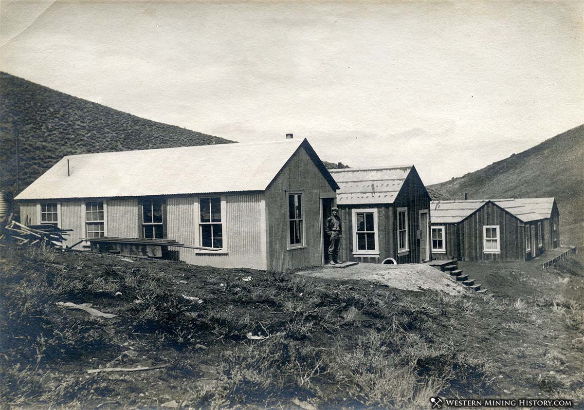 Houses at Hilltop, Nevada