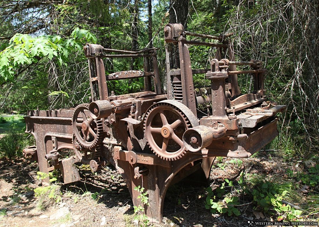Old machinery at Jawbone Flats