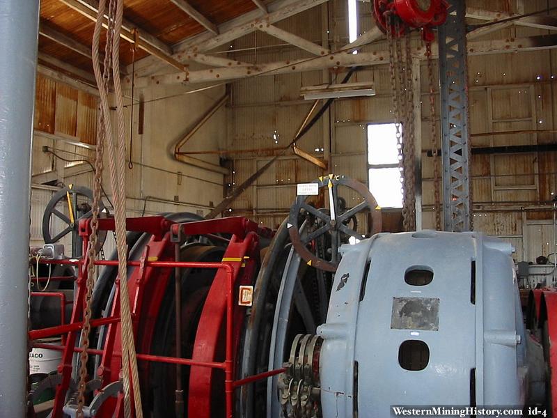 Tonopah Historic Mining Park - hoist machinery