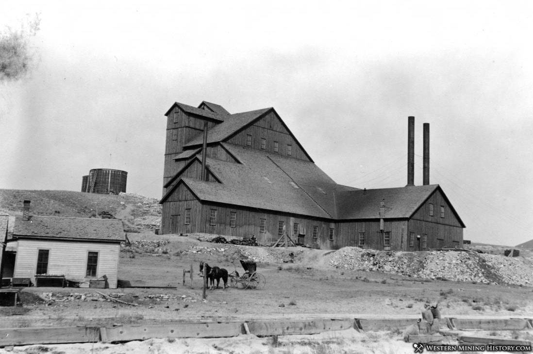 Racine Boy or Bay Mine and mill in Silver Cliff