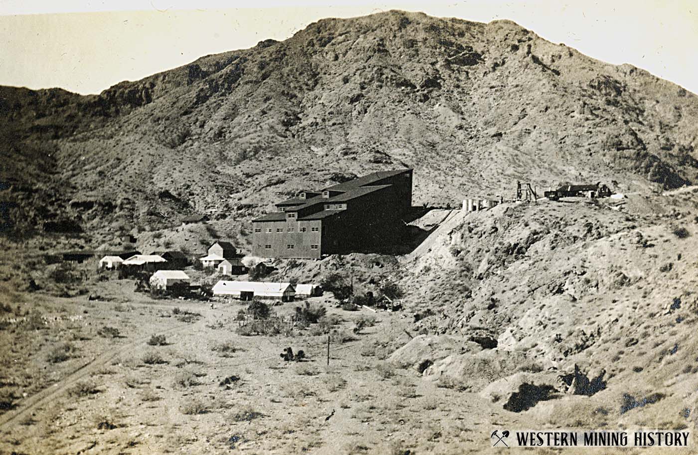 Unidentified mine at Searchlight Nevada ca. 1905