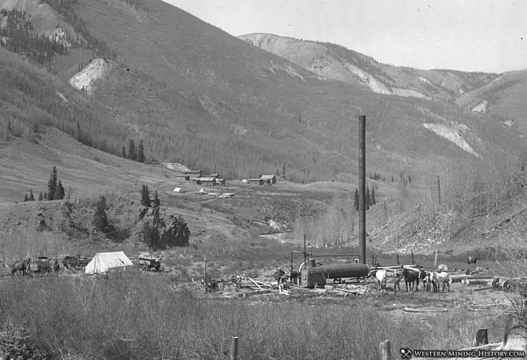 Mining activity near Stunner, Colorado 1913