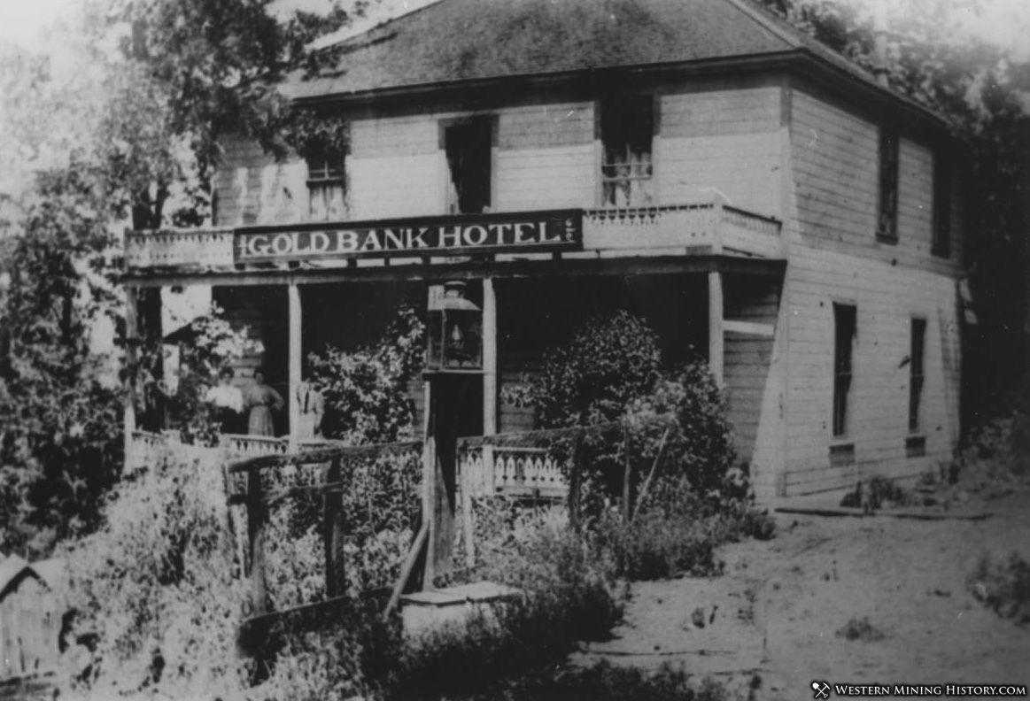 Goldbank Hotel - Forbestown, California
