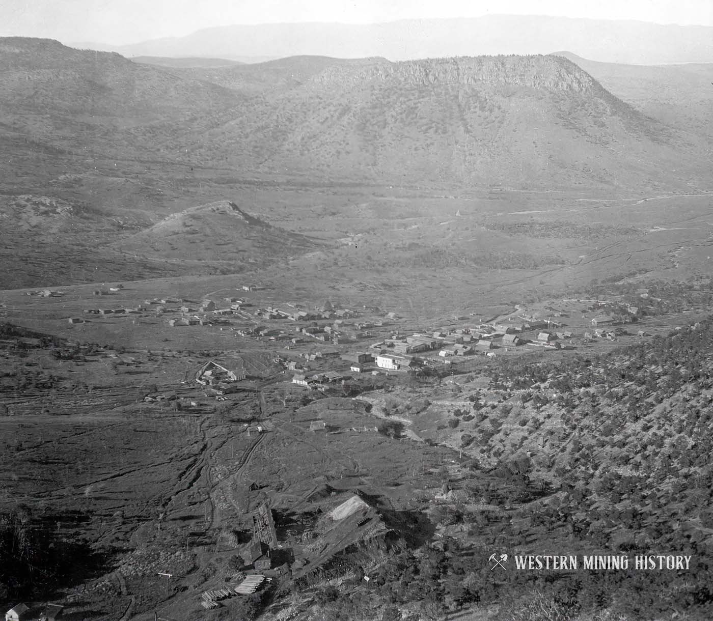 Kelly mining camp, Kelly mine and dump in foreground