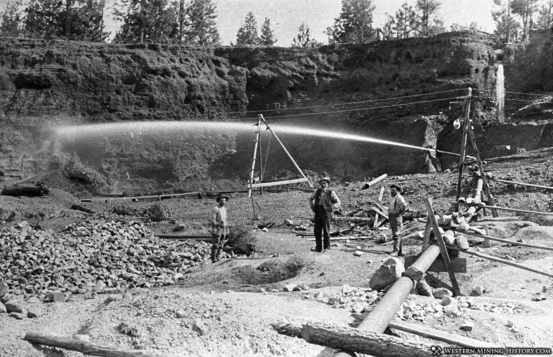 Hydraulic mine near Oro Fino California ca1892