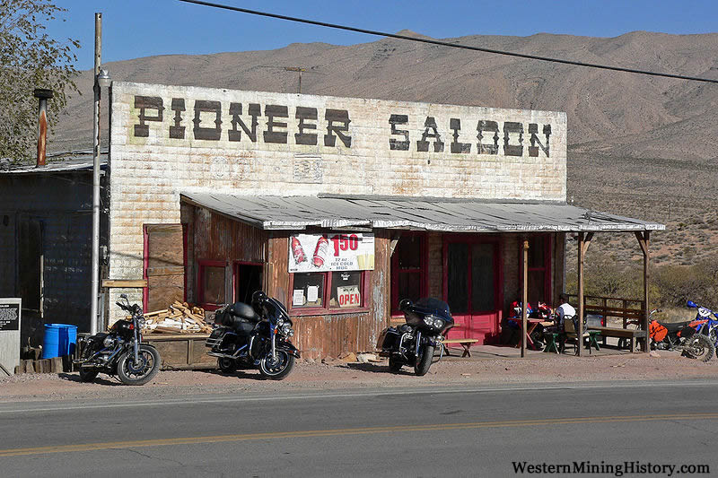 Pioneer Saloon - Goodsprings