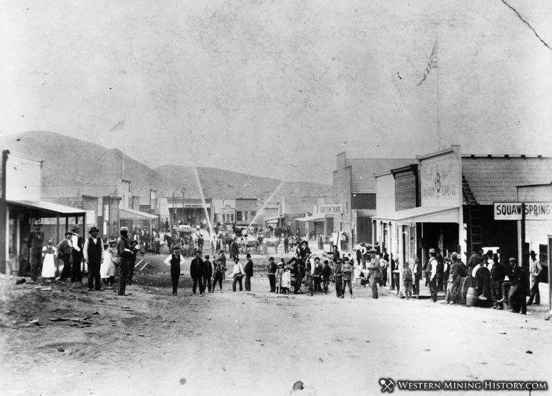 Citizens of Randsburg gathered in the streets ca.1898