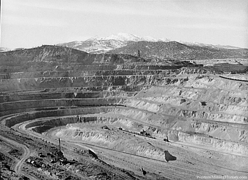 Open Pit Copper Mine - Ruth Nevada 1940