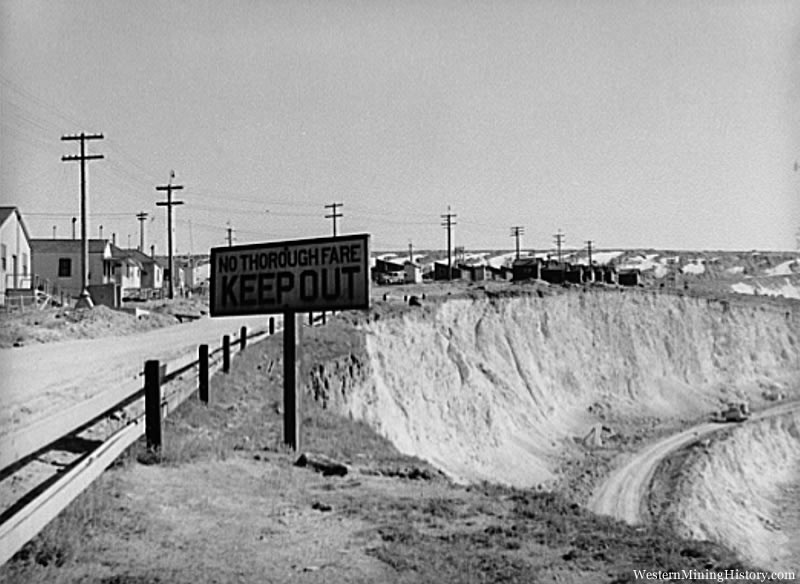 Open Pit Copper Mine - Ruth Nevada 1940