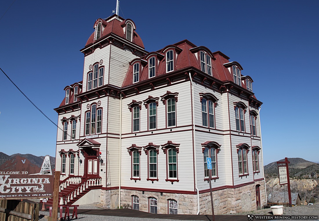 Fourth Ward School din Virginia City, Nevada